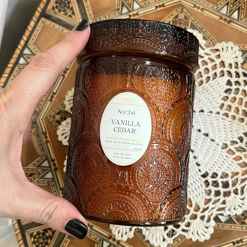 Vanilla Cedar Scented Candle